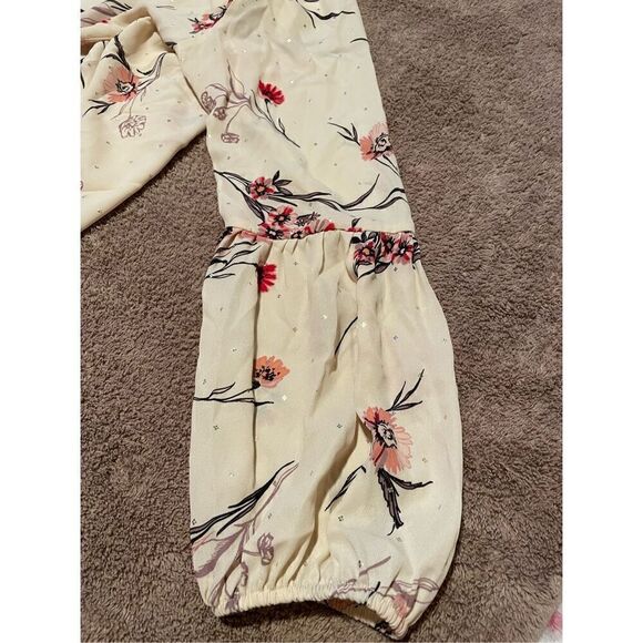 Maurice’s Sheer long sleeve top - Picture 3 of 9